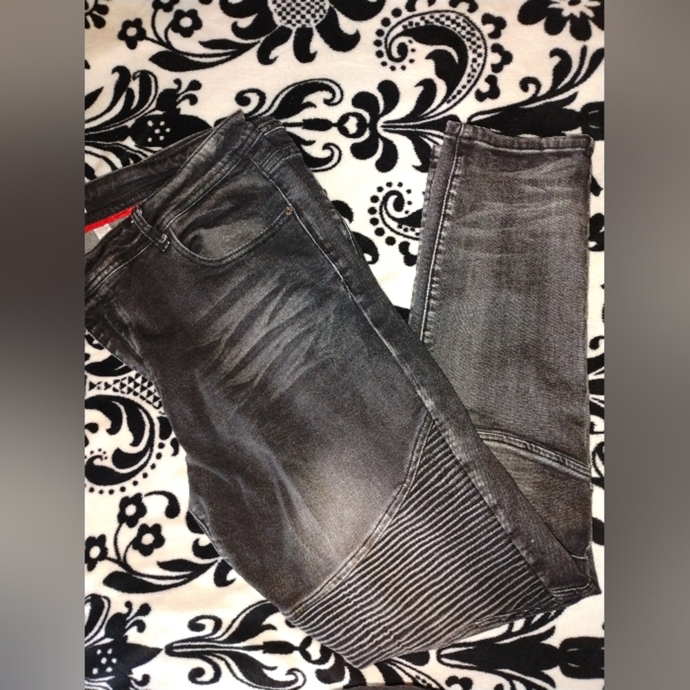 Stylish Men's jeans